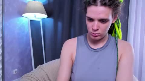 Kiki online show from 10/18/25, 10:05