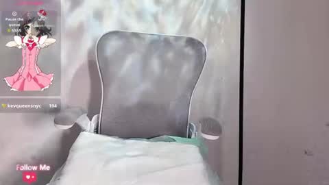 kiki_loveu online show from 12/22/24, 10:17