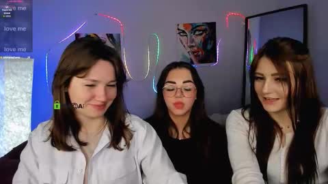 Snapshot of kiki_swan chatting on 02/07/26, 10:57 kiki_swan online show from 02/07/26, 10:57