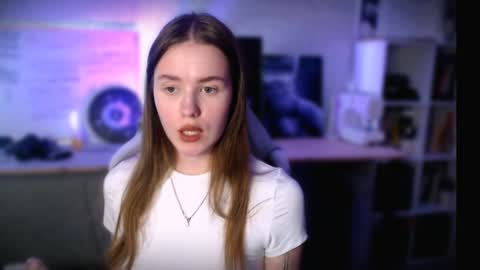 Snapshot of kikies_ chatting on 12/11/24, 12:02 Mika and Miranda online show from 12/11/24, 12:02