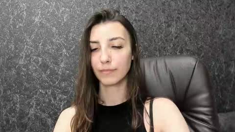 Snapshot of kikies_ chatting on 09/24/25, 02:42 Mika and Miranda online show from 09/24/25, 02:42