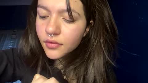 kikilove15 online show from 06/02/26, 03:14