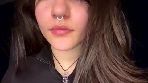 kikilove15 online show from 06/04/26, 04:57