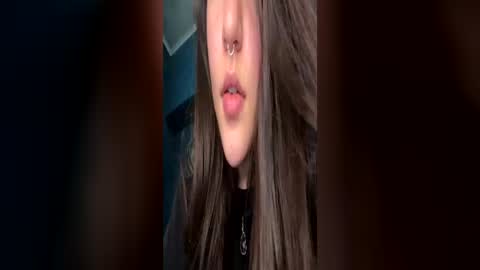 kikilove15 online show from 06/18/26, 11:42