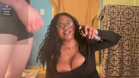 Aiko online show from 04/18/26, 06:50