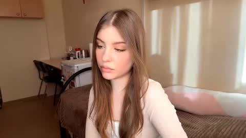 Teya online show from 03/17/26, 02:09