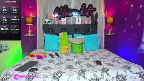 Snapshot of kilian_hot chatting on 12/10/24, 04:24  Kilian  online show from 12/10/24, 04:24