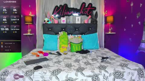 Snapshot of kilian_hot chatting on 12/12/24, 09:19  Kilian  online show from 12/12/24, 09:19