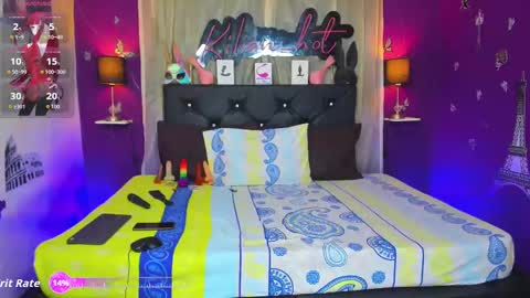 Snapshot of kilian_hot chatting on 10/15/25, 11:05  Kilian  online show from 10/15/25, 11:05