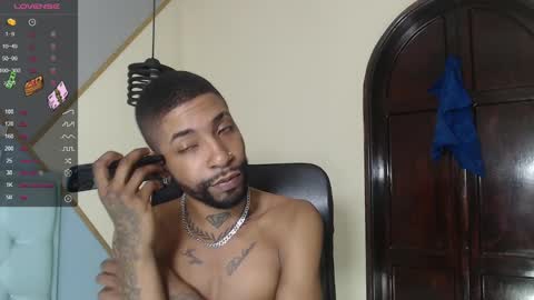 Snapshot of kilian_xx chatting on 02/05/25, 04:47 Kilian xxx online show from 02/05/25, 04:47