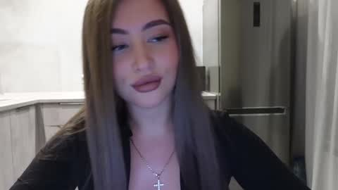 EvaAnna online show from 02/23/25, 08:44