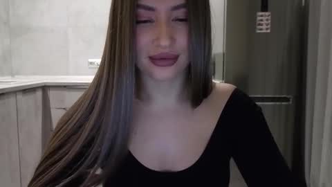 EvaAnna online show from 02/07/26, 08:56