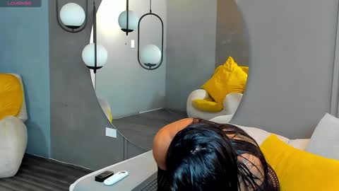 Kim online show from 01/27/25, 01:09