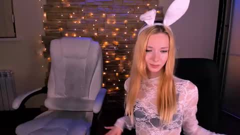 Snapshot of kim_boyd chatting on 02/14/25, 06:40 kim_boyd online show from 02/14/25, 06:40