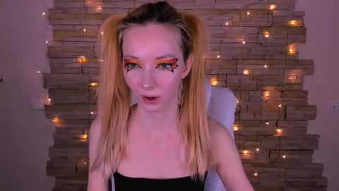 Snapshot of kim_boyd chatting on 02/25/25, 12:13 kim_boyd online show from 02/25/25, 12:13