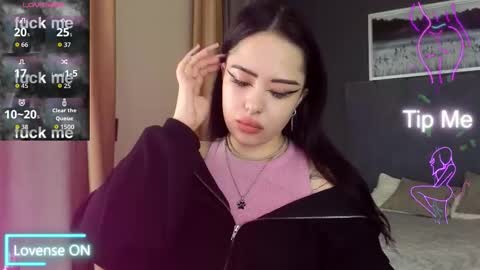 Kim online show from 01/13/26, 05:02