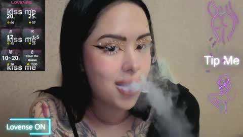 Kim online show from 04/14/26, 10:27