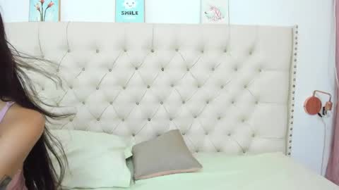 kim_eli online show from 01/11/25, 07:27