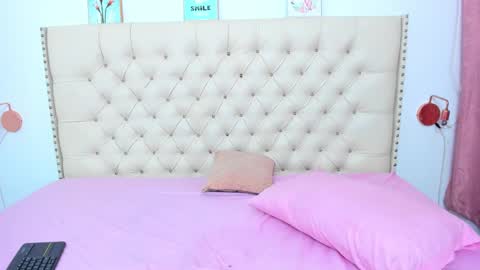 kim_eli online show from 02/14/25, 02:18