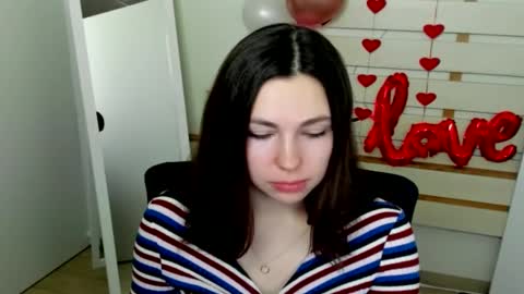 Snapshot of kim_go chatting on 02/27/25, 02:10 Kim online show from 02/27/25, 02:10