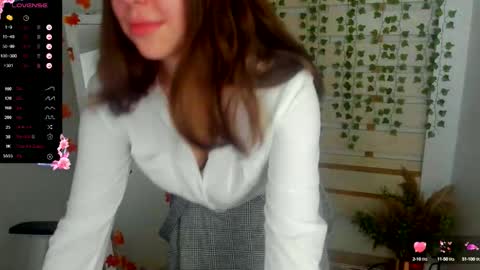 Snapshot of kim_go chatting on 10/08/25, 07:06 Kim online show from 10/08/25, 07:06