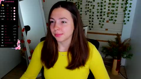 Snapshot of kim_go chatting on 10/12/25, 12:37 Kim online show from 10/12/25, 12:37