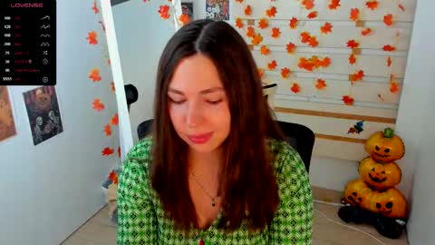 Snapshot of kim_go chatting on 11/14/25, 03:44 Kim online show from 11/14/25, 03:44