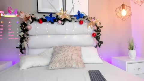 KIM  online show from 12/14/25, 05:29