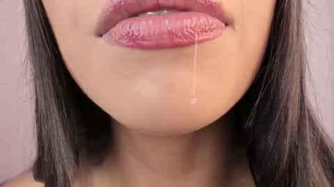 kim_mouth17 online show from 11/29/25, 08:34