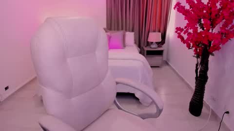 Kim online show from 03/09/26, 07:40