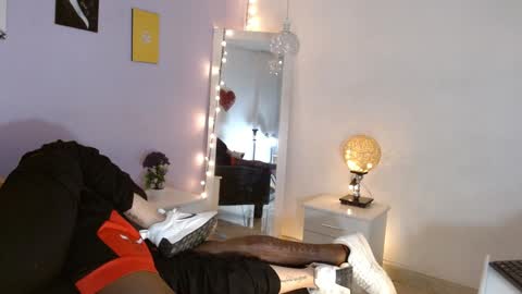 Kim  Yuk online show from 01/21/25, 08:32