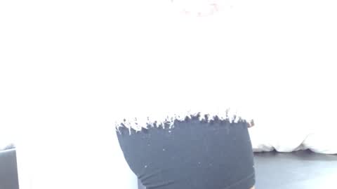 Kim  Yuk online show from 02/08/25, 02:15