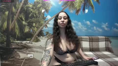 Snapshot of kimberd33 chatting on 11/26/25, 03:13 Kimmy online show from 11/26/25, 03:13