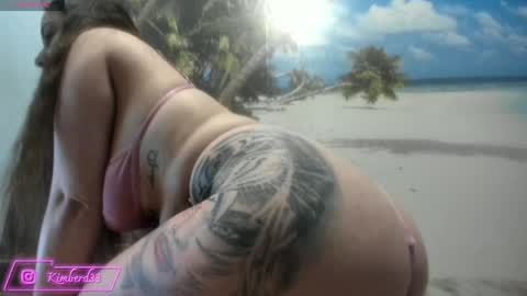 Snapshot of kimberd33 chatting on 04/16/26, 02:07 Kimmy online show from 04/16/26, 02:07