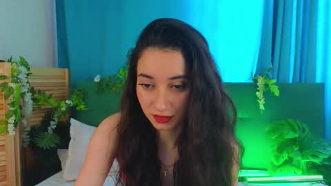 Betty   online show from 02/05/26, 07:57