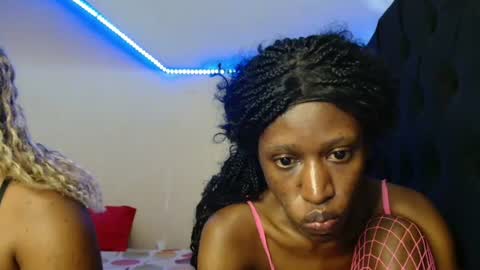 Snapshot of kimberly_chloe chatting on 07/19/26, 06:17 Kimberly online show from 07/19/26, 06:17