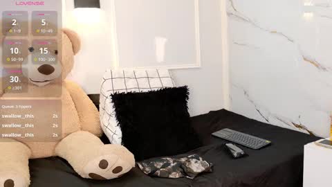 kimberly_diaz1 online show from 02/14/26, 05:53