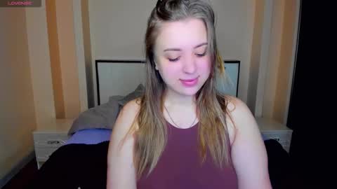 kimberly_mm online show from 12/17/25, 11:05