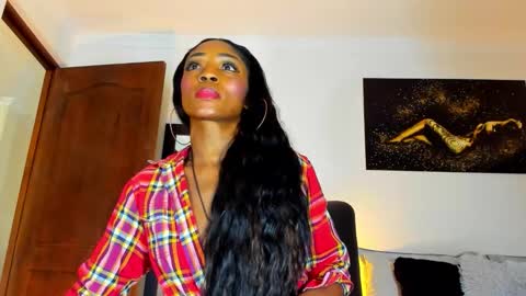 Snapshot of kimberlybanks2 chatting on 11/22/25, 01:32 Kimberly Banks online show from 11/22/25, 01:32