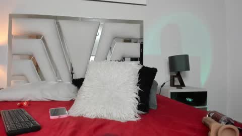 kimberly online show from 01/27/25, 01:05