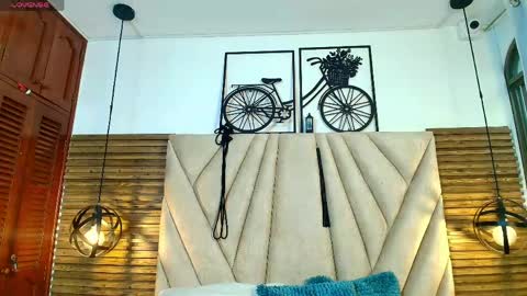 kimberlyfox_t online show from 04/16/26, 12:28