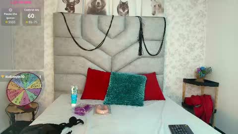 Snapshot of kimberlyfox_t chatting on 07/28/26, 12:48 kimberlyfox_t online show from 07/28/26, 12:48
