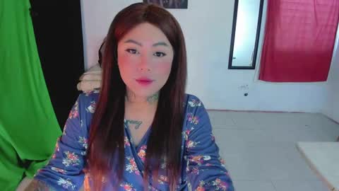 Kimberly Polizzi     online show from 12/14/24, 01:38