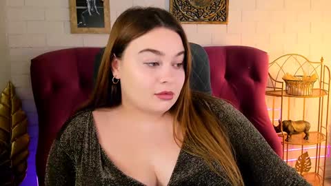 Snapshot of kimberlymaran chatting on 12/14/24, 02:21 The one that you wont be able to forget online show from 12/14/24, 02:21