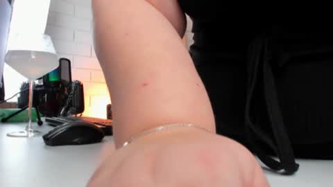 Snapshot of kimberlymaran chatting on 02/02/25, 03:17 The one that you wont be able to forget online show from 02/02/25, 03:17