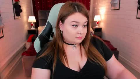 Snapshot of kimberlymaran chatting on 02/18/25, 12:17 The one that you wont be able to forget online show from 02/18/25, 12:17