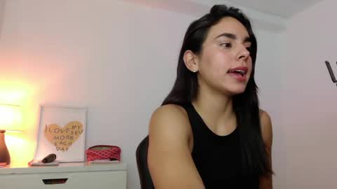 Snapshot of kimcandy_ chatting on 05/26/26, 02:18 CAMI online show from 05/26/26, 02:18