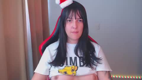 Kim 3 online show from 12/30/24, 09:08