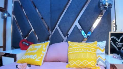 Kimy online show from 02/18/26, 02:24