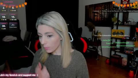 Wolfs Girl online show from 11/23/25, 06:30